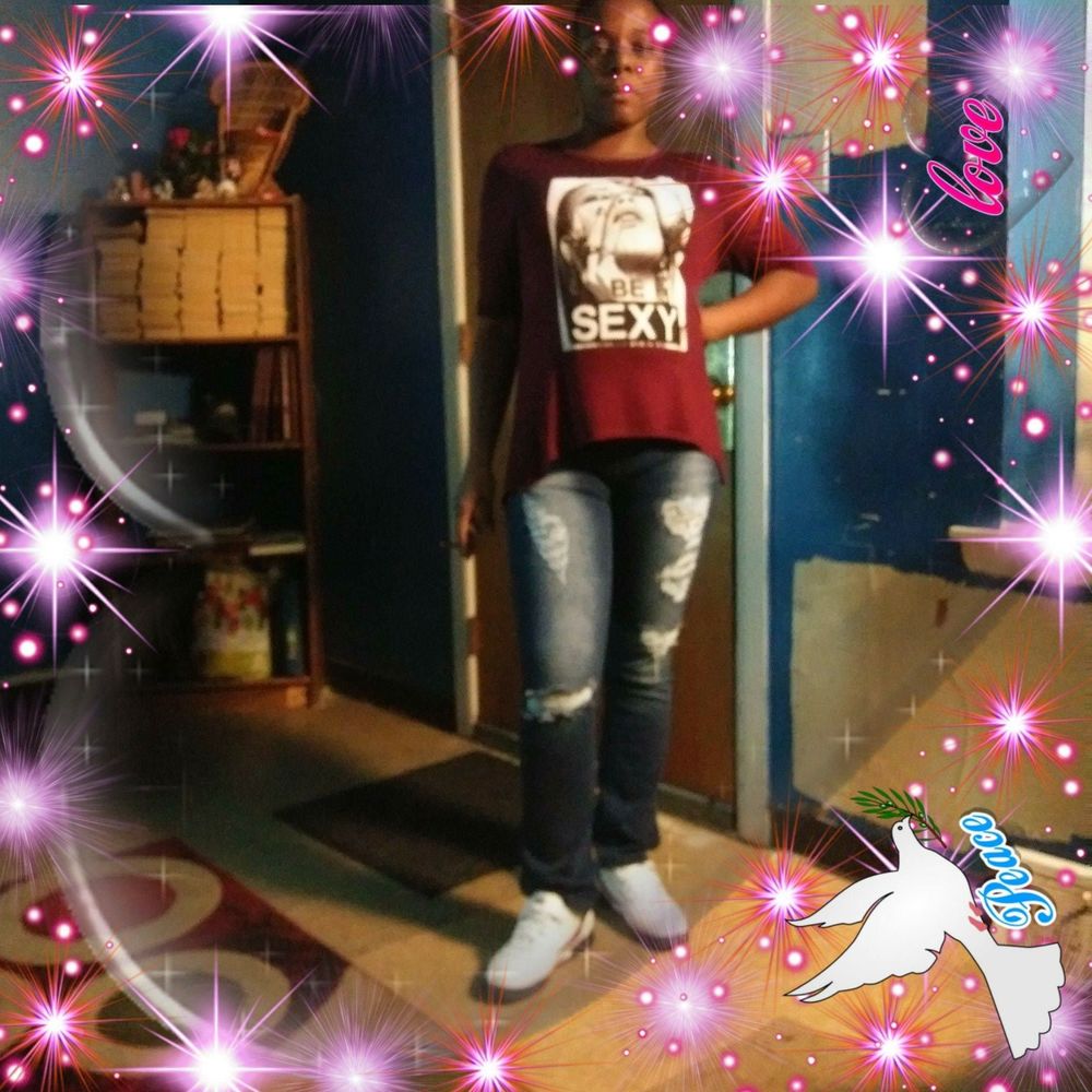 Meet your Posher, Felicia